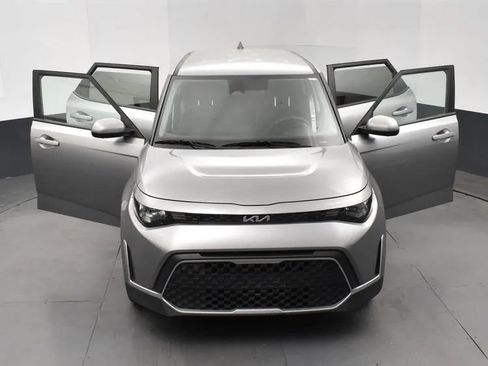 Used 2024 Kia Soul LX w/ Option Group 015 FWD image 10