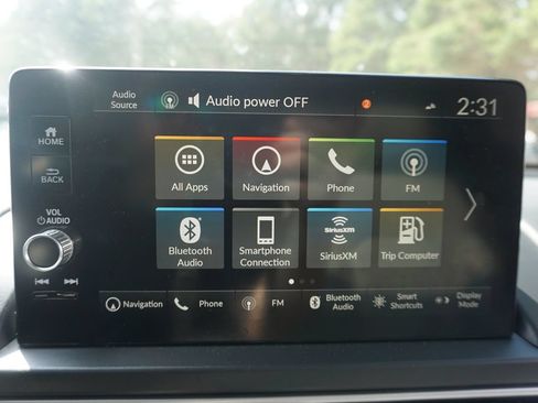 Used 2023 Honda Pilot Touring image 11