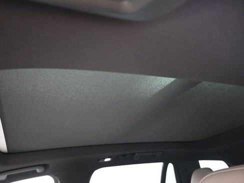 New 2026 Volvo XC90 T8 Plus w/ Protection Package Premier image 19