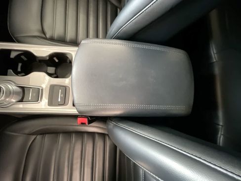 Used 2024 Ford Edge SEL AWD/4WD image 20