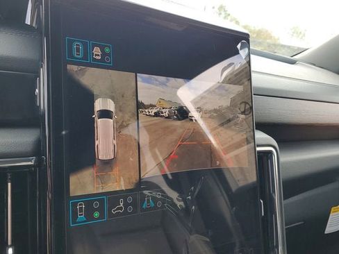 New 2026 GMC Yukon XL Denali w/ Sun & Power Step Package image 22