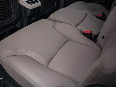 New 2026 Volvo XC90 B6 Plus image 32