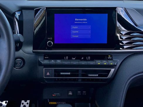 Certified 2025 Toyota Camry SE image 7