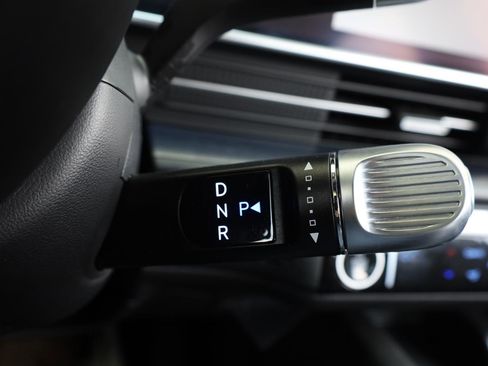 Used 2024 Hyundai Ioniq 6 SE AWD/4WD image 32