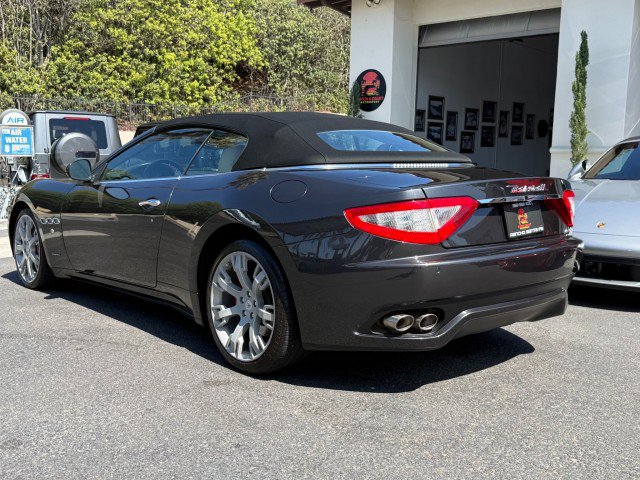 Used 2013 Maserati GranTurismo Convertible RWD image 3