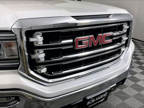 Used 2018 GMC Sierra 1500 SLT w/ SLT Premium Package AWD/4WD image 30