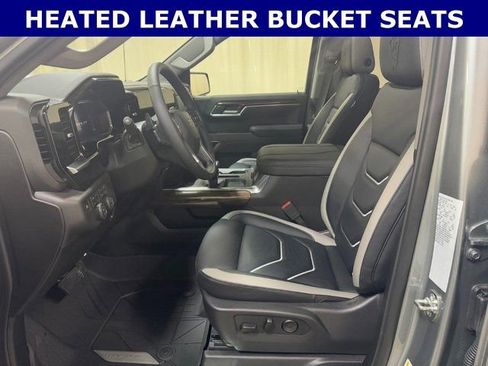 New 2026 Chevrolet Silverado 1500 RST w/ Dark Appearance Package AWD/4WD image 18