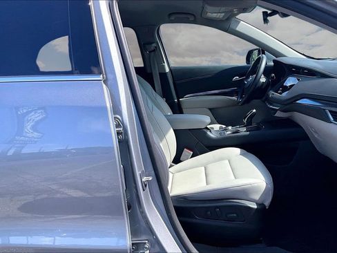 Certified 2023 Cadillac XT4 Luxury w/ Driver Awareness Package image 28