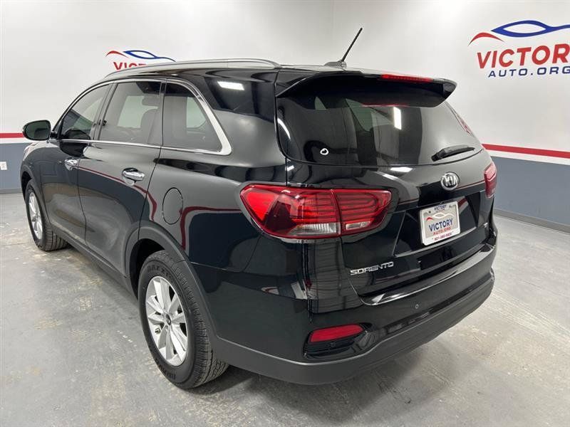 Used 2020 Kia Sorento LX w/ LX I4 Convenience Package FWD image 4