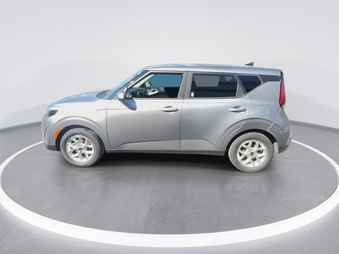 Used 2024 Kia Soul LX w/ Option Group 015 image 5