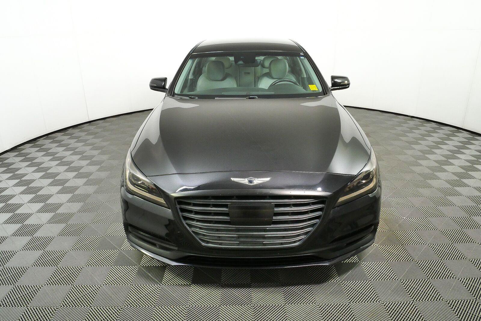 Used 2018 Genesis G80 3.8 RWD image 31