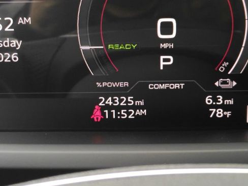 Used 2023 Audi RS e-tron GT w/ Ceramic Brake Package image 37