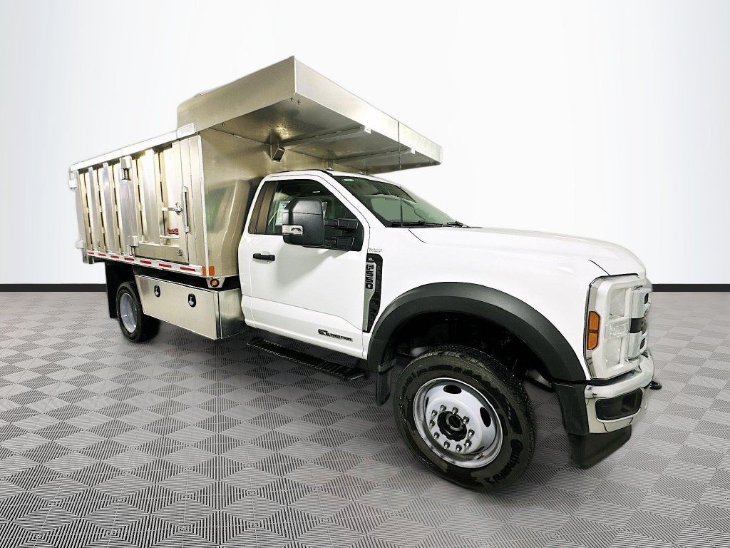 New 2026 Ford F550 4x4 Regular Cab Super Duty image 4