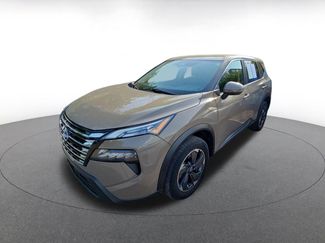 Used 2025 Nissan Rogue SV FWD video 2