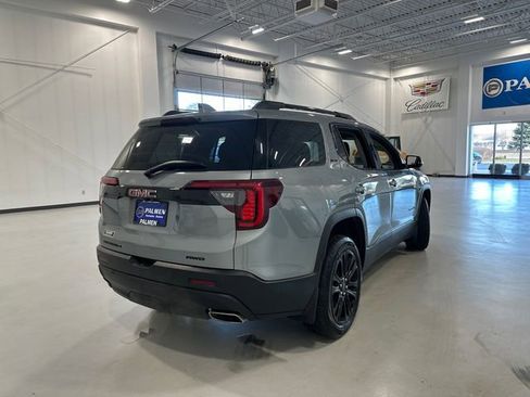 Used 2023 GMC Acadia SLE w/ Elevation Edition image 8
