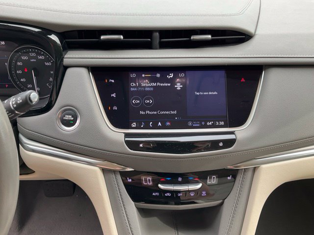 Used 2023 Cadillac XT5 Premium Luxury w/ Technology Package AWD/4WD image 15