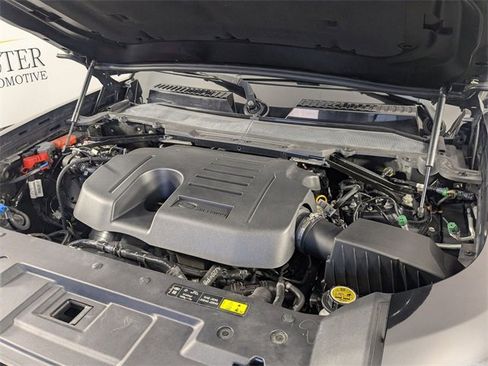 Used 2020 Land Rover Defender 110 SE image 36