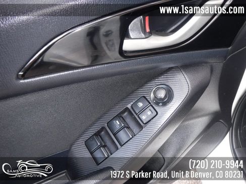 Used 2016 MAZDA MAZDA3 i Touring FWD image 36