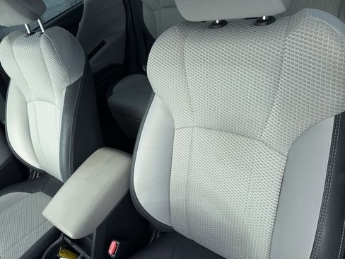 Used 2023 Subaru Forester Premium image 15