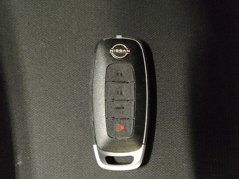 Used 2024 Nissan Sentra SV FWD image 32