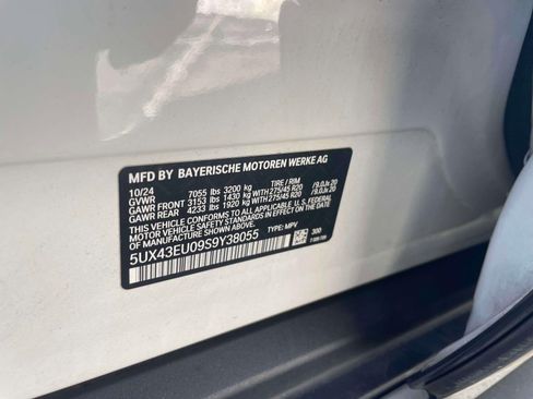 Used 2025 BMW X5 xDrive50e image 19