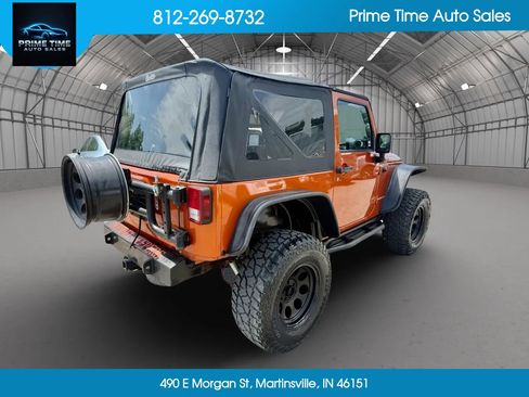 Used 2011 Jeep Wrangler Rubicon w/ PWR Convenience Group AWD/4WD image 5
