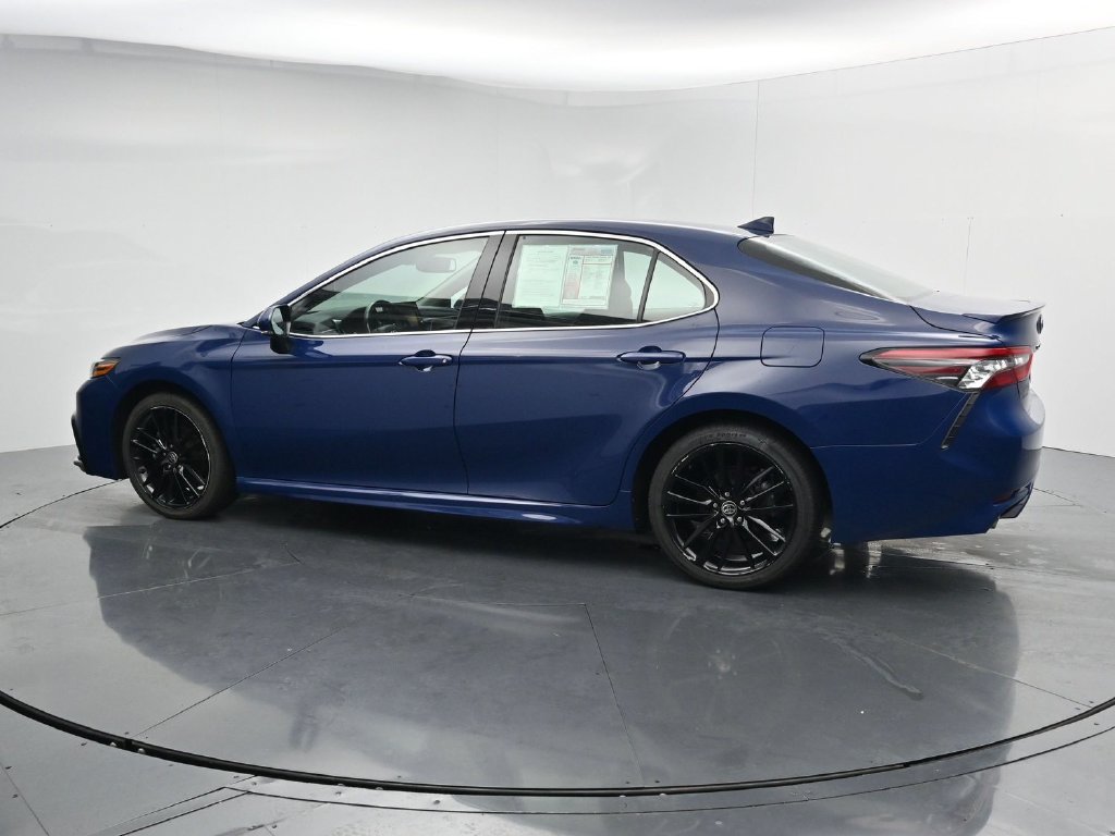 Used 2024 Toyota Camry XSE FWD image 5