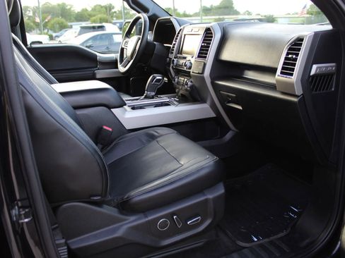 Used 2015 Ford F150 Lariat w/ Equipment Group 501A Mid AWD/4WD image 30