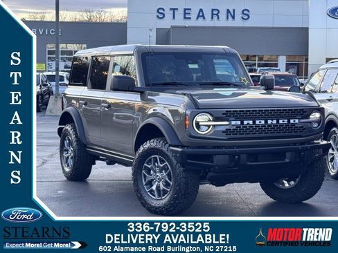 New 2025 Ford Bronco Badlands image 1