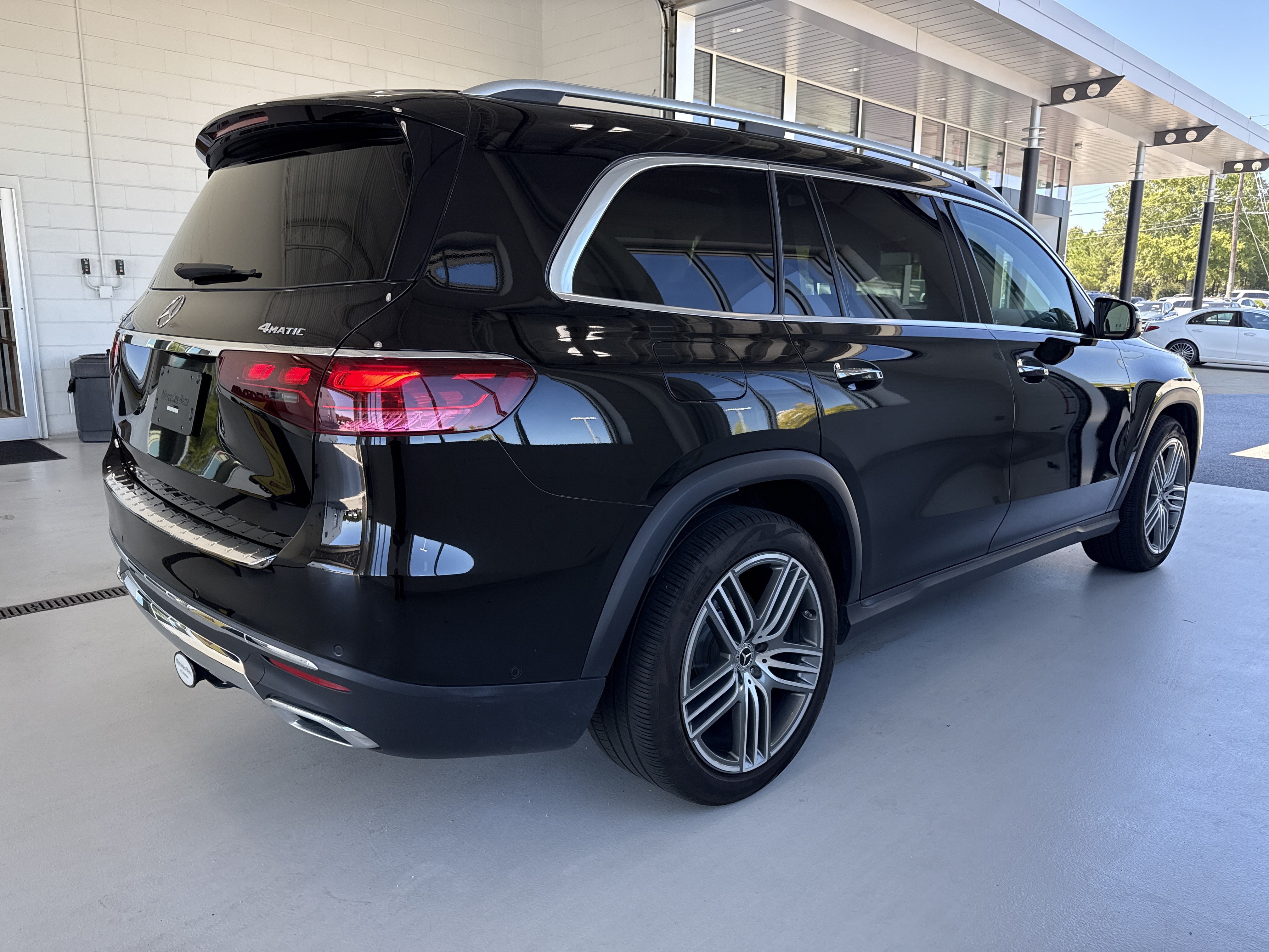 Certified 2024 Mercedes-Benz GLS 450 4MATIC image 14