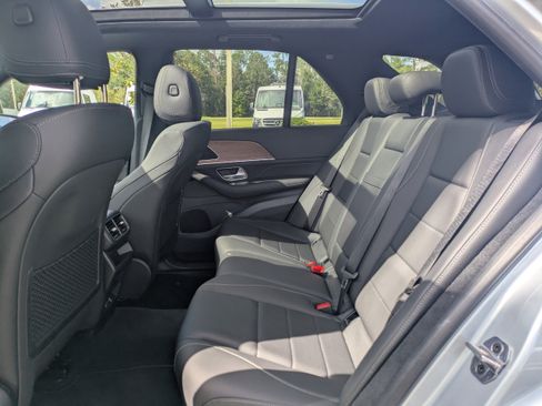 Certified 2025 Mercedes-Benz GLE 450e 4MATIC image 14