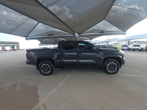 Used 2024 Toyota Tacoma TRD Sport RWD image 5