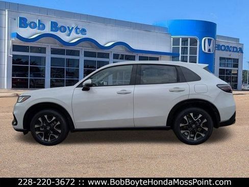 New 2026 Honda HR-V EX-L image 2