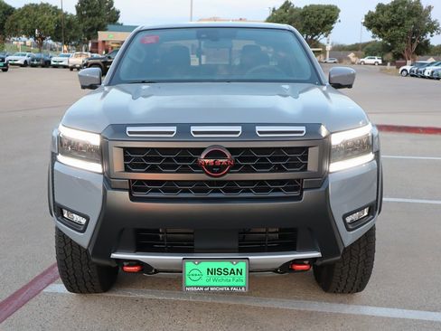 New 2026 Nissan Frontier PRO-4X w/ Pro-4x Convenience Package image 4