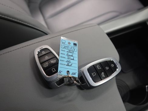 Used 2023 Hyundai Palisade SEL AWD/4WD image 26