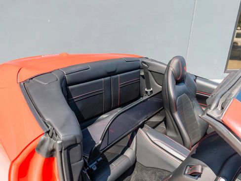 Used 2017 Ferrari California T RWD image 52
