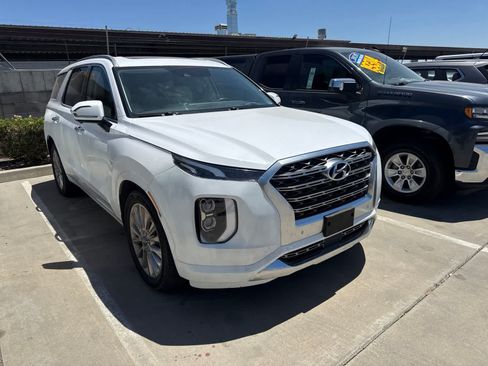Used 2020 Hyundai Palisade Limited FWD image 3