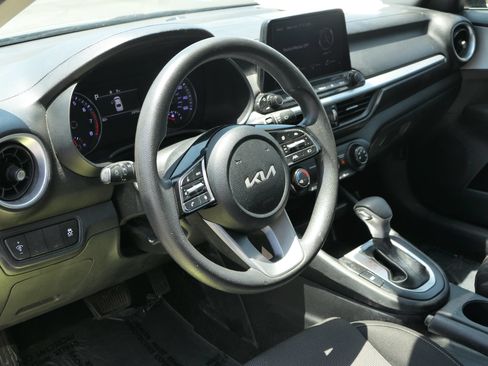 Used 2024 Kia Forte LXS FWD image 12