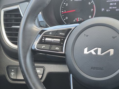 Used 2023 Kia Seltos S image 29