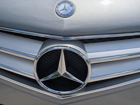 Used 2011 Mercedes-Benz E 350 Cabriolet image 3