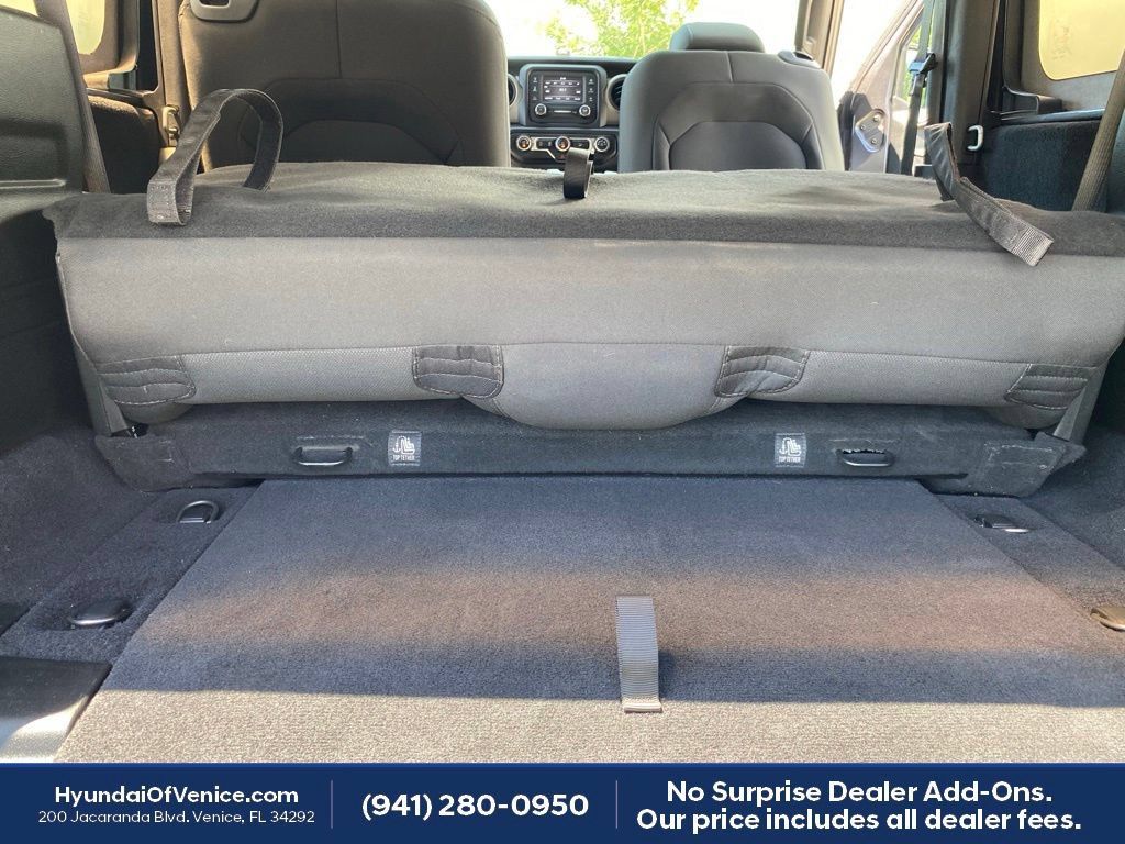 Used 2018 Jeep Wrangler Sport AWD/4WD image 22
