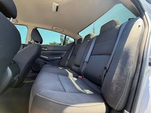 Used 2022 Nissan Altima 2.5 SV FWD image 34