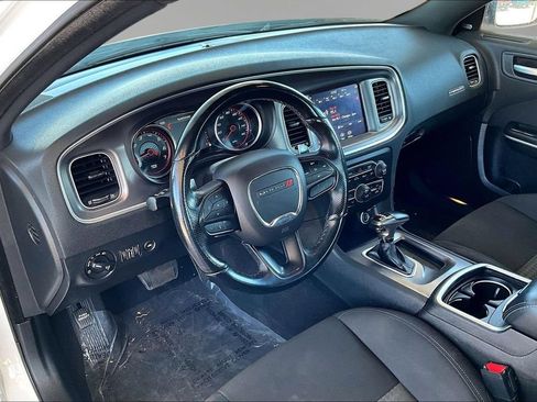 Used 2022 Dodge Charger R/T RWD image 16
