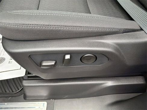 New 2026 Chevrolet Silverado 1500 LT image 18