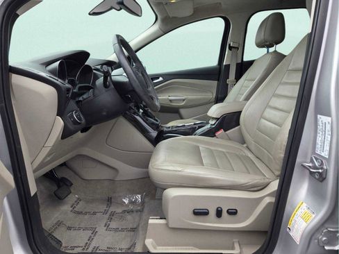 Used 2015 Ford Escape Titanium FWD image 9