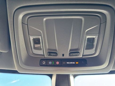 Used 2021 Chevrolet Silverado 1500 RST AWD/4WD image 21