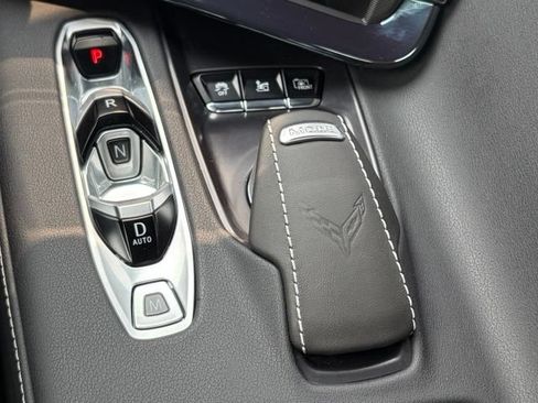Used 2024 Chevrolet Corvette Stingray Preferred Conv w/ Z51 Performance Package RWD image 27