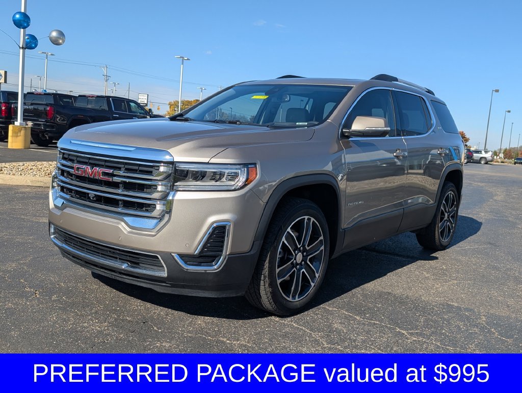 Used 2022 GMC Acadia SLT w/ Technology Package AWD/4WD image 4