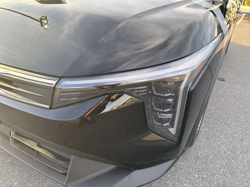 Certified 2025 Kia K4 LX image 10