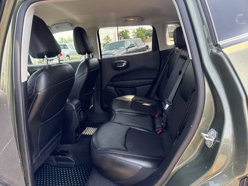 Used 2020 Jeep Compass Latitude w/ Cold Weather Group AWD/4WD image 26